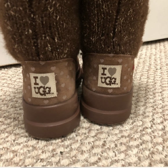 Ugg boots - Picture 2 of 5